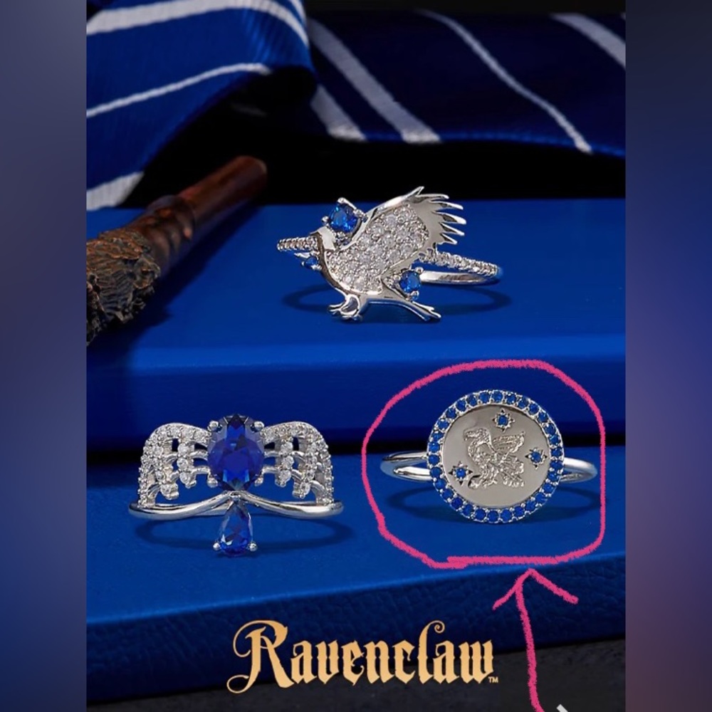 Charmed Aroma Harry Potter House Ring - size 5